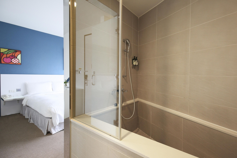 Bathroom 5, CityInn Hotel Plus Ximending Branch, Taipei City