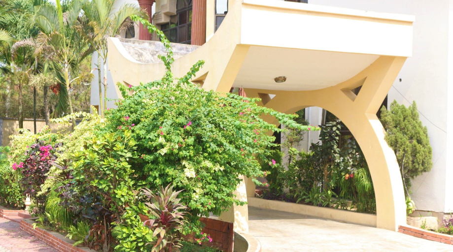Others 5, Tourist Castle Hotel and Suites, Akpabuyo