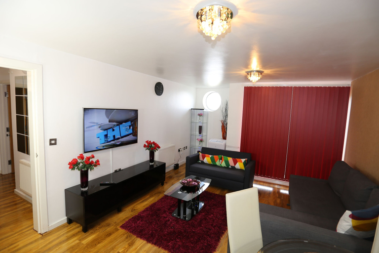 Others 5, 2 Beds Riverview HillHouse Apartment, London