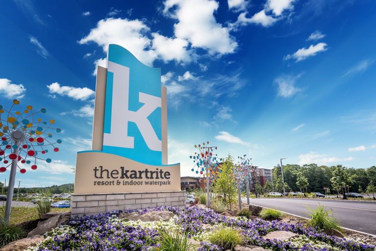 Exterior & Views 2, The Kartrite Resort & Indoor Waterpark, Sullivan