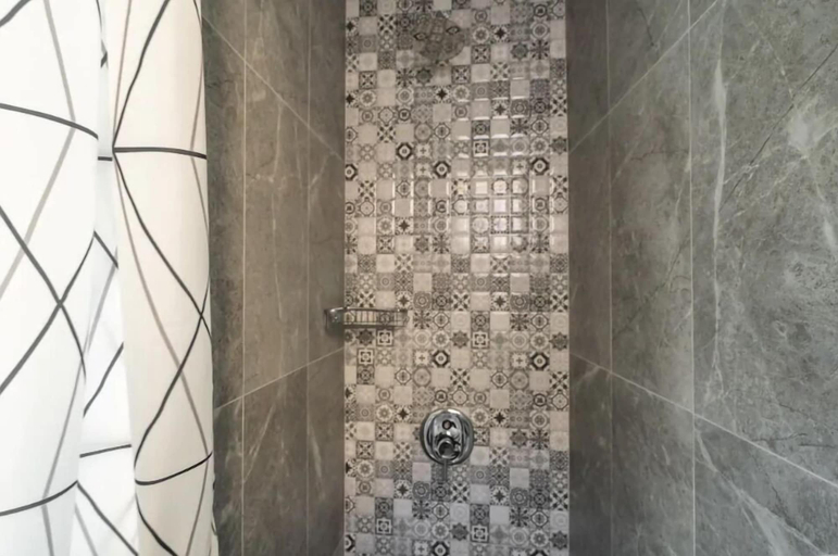 Bathroom 5, Apartment with Garden View, Beyoğlu