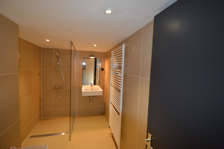 Bedroom 4, Amosa Liège City Centre Apart Donceel 6, Liège