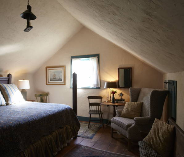 Bedroom 2, Settlers Crossing, Gillespie