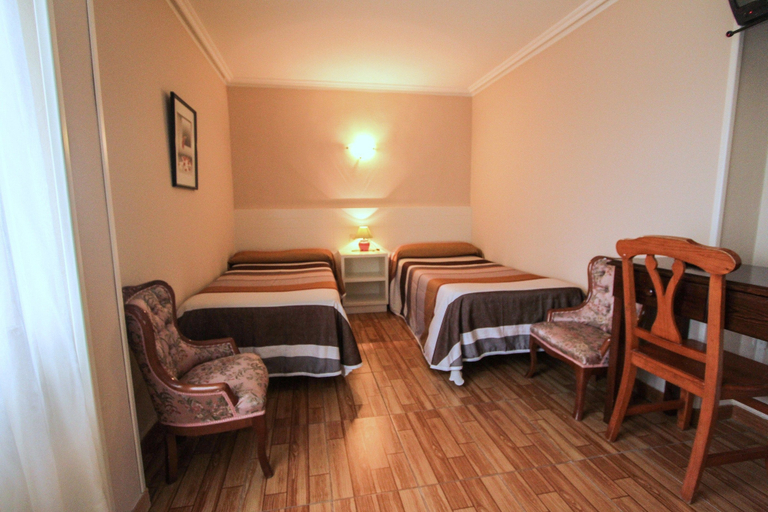 Bedroom 4, Pensión San Jorge, Asturias