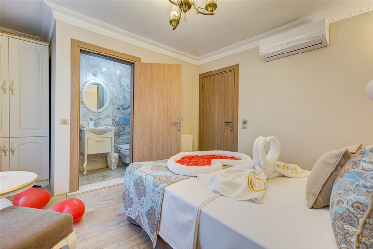 Bedroom 4, Cunda Ozerbey Konagi - Adults Only, Ayvalık