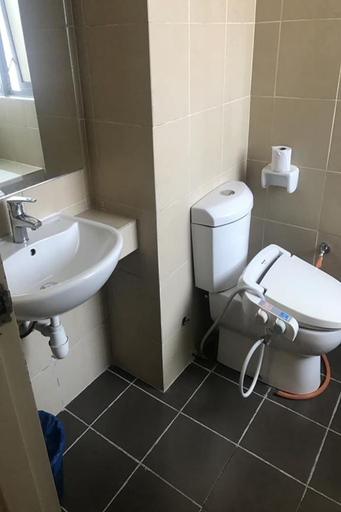 Bathroom 4, Royal Apartments at Taragon KL, Kuala Lumpur