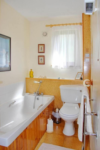 Bathroom, Steading Holidays - Eilean Feoir, Highland