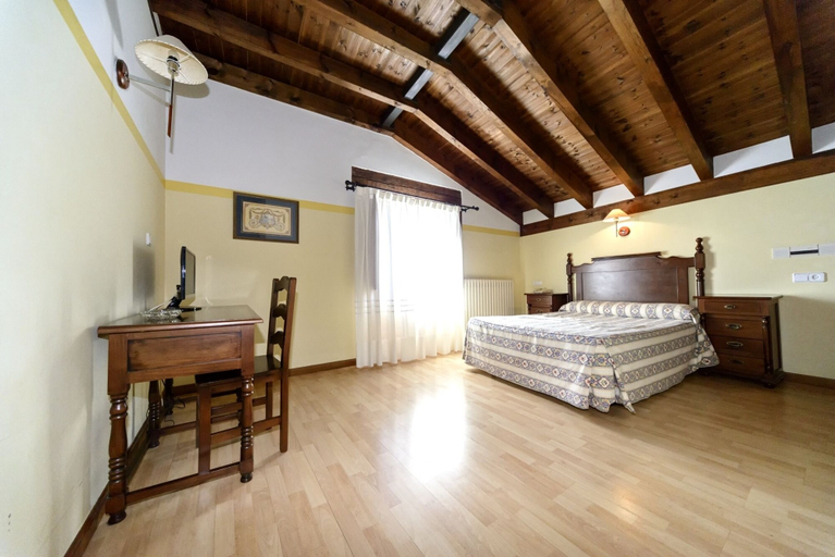 Bedroom 2, Hostal Las Nieves, Soria