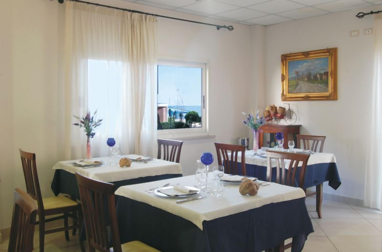 Food & Drinks 5, Hotel Caggiari, Ancona