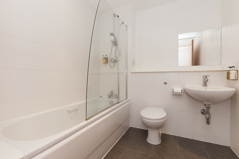 Bathroom 3, Stylish Apartment, Edinburgh