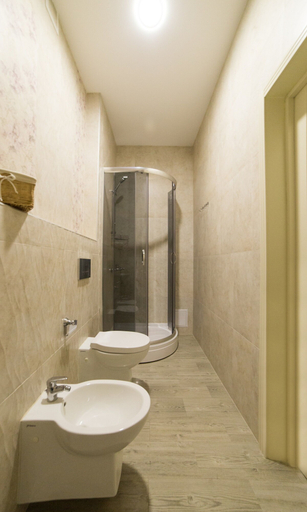 Bathroom 3, Ministerka Lake House, Obolons'kyi