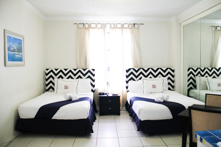 Bedroom, Hollywood Beach Resort- Stylish Large Studio, Broward