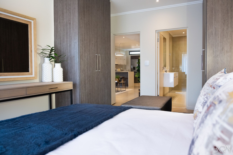 Bedroom 2, Hydepark Executive, City of Johannesburg