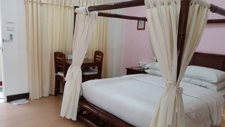 Bedroom 4, Surfside Boracay Resort, Malay