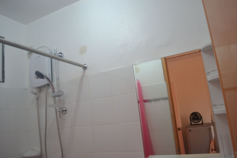 Bathroom 3, Villa Prescilla, Dumaguete City