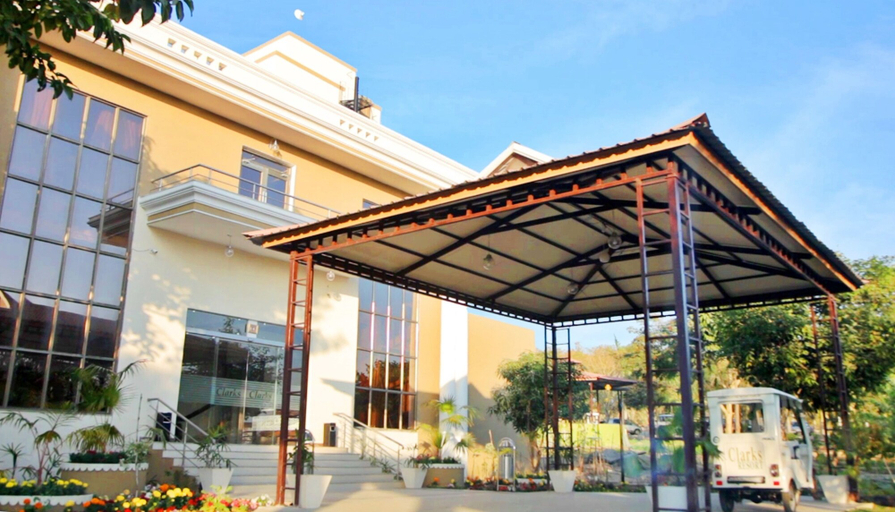 Exterior & Views 2, Graces Resort, Sehore