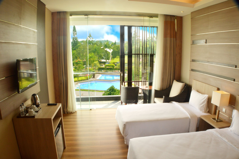 Bedroom 12