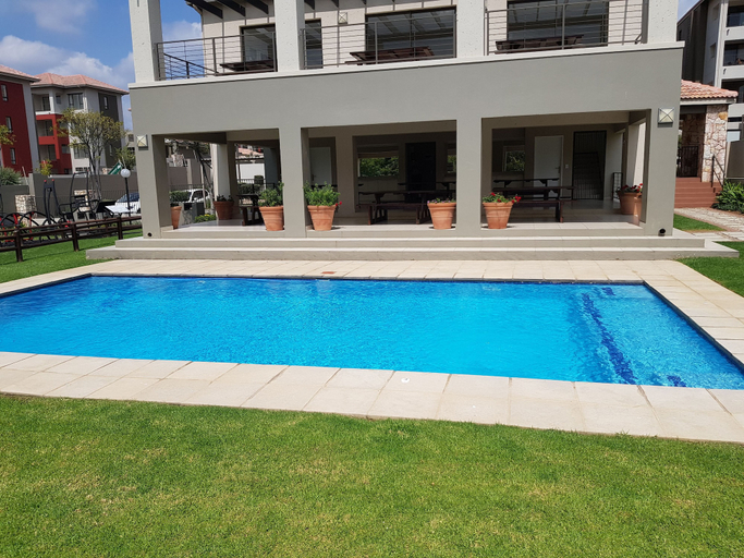 Sport & Beauty, Nova Luxury Suites Saratoga 112, City of Johannesburg