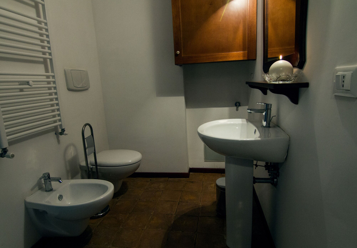 Bathroom 4, Apartment Experience, L'Aquila
