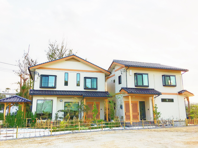 Exterior & Views 1, Ocean Aroha Resort, Onna