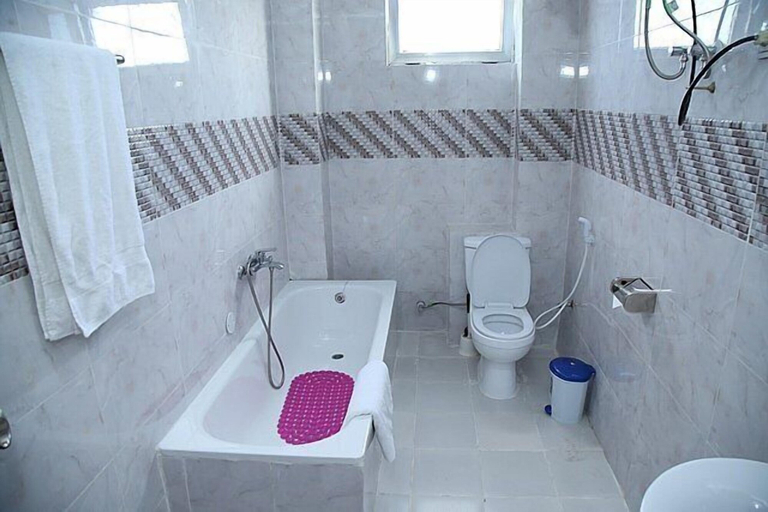 Bathroom 4, Presidential Hotel, Addis Abeba