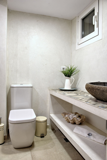 Bathroom 4, Seashell Suite by the Sea, Crete