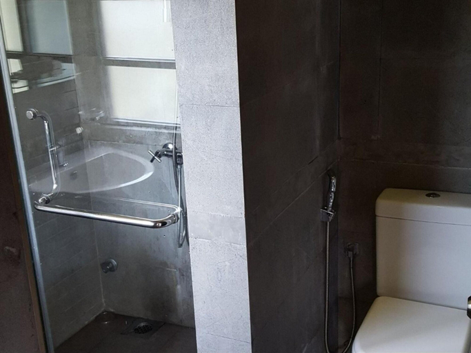 Bathroom 4, Cottage 42, Nuwara Eliya