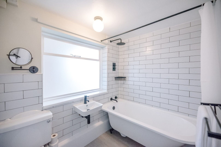 Bathroom 3, The Shealing, Waldringfield, Suffolk