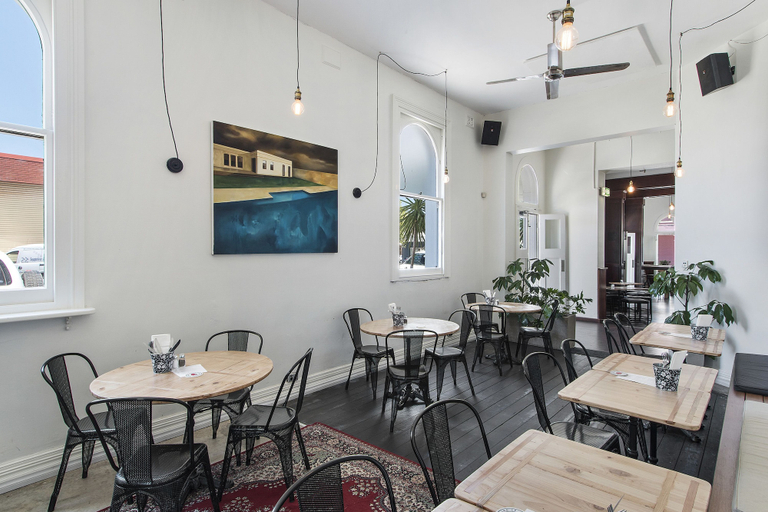Food & Drinks 5, The Local Hotel, Fremantle