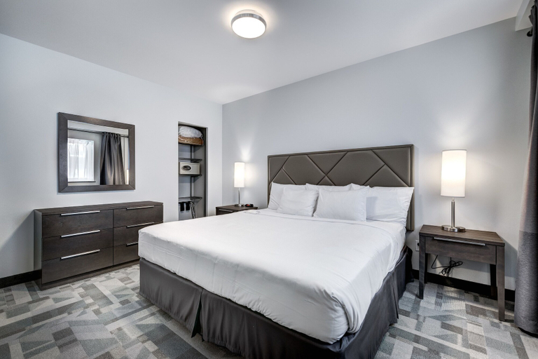 Bedroom 3, Hotel Terrasse Royale, Montréal