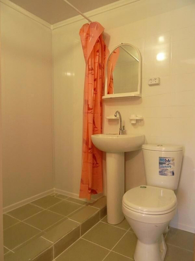 Bathroom 3, Guest House Lastochka, Sochi gorsovet