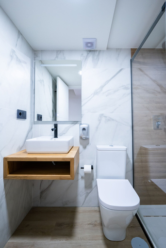 Bathroom 4, Apartamentos Málaga Premium - Calle San Telmo Thyssen Museum, Málaga