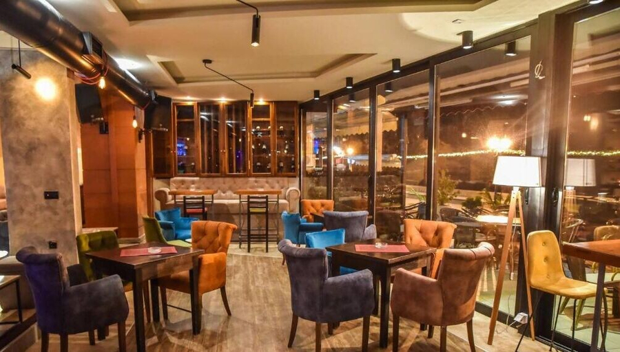 Food & Drinks 4, Riva