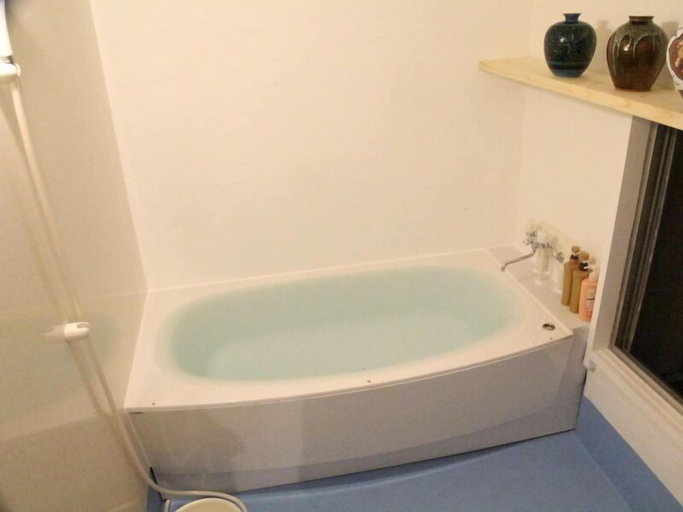 Bathroom 4, Shirahama Club, Minamibōsō
