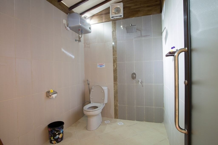 Bathroom, Green Asri, Lombok