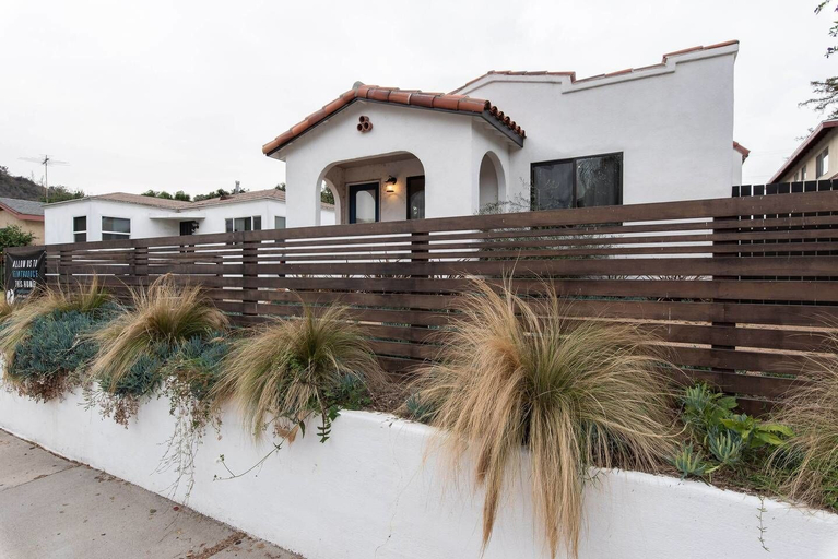 Exterior & Views, Newly Remodeled 3 BDR House Near Dodgers Stadium, Los Angeles