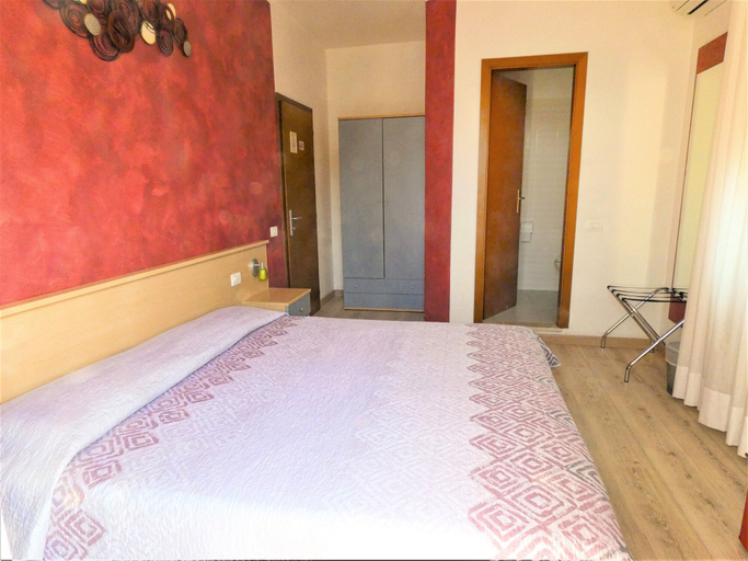 Bedroom 2, Dependance Alpino, Verona
