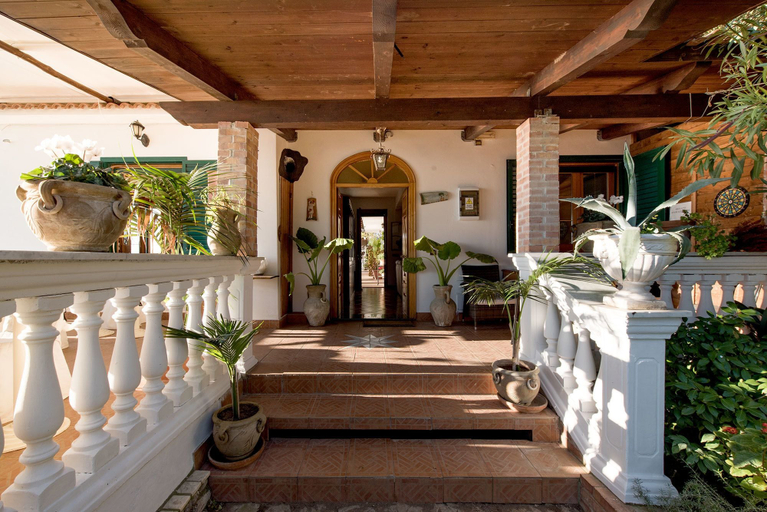 Exterior & Views 2, Holiday House Le Palme, Salerno