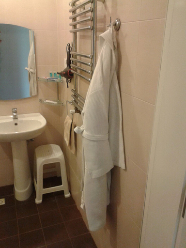 Bathroom 3, Holiday Village, Quba