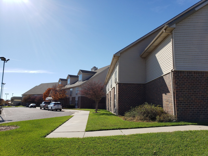 Exterior & Views 2, Candlewood Suites WICHITA NORTHWEST, Sedgwick