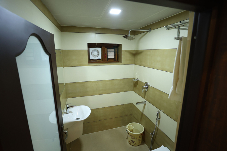 Bathroom 3, Balaji Regency Kanhangad, Kasaragod