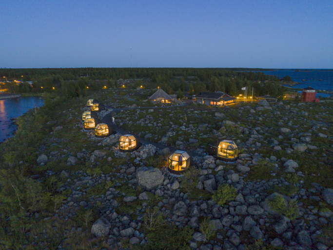 Others 3, Kalle's Inn Glass Houses, Ostrobothnia