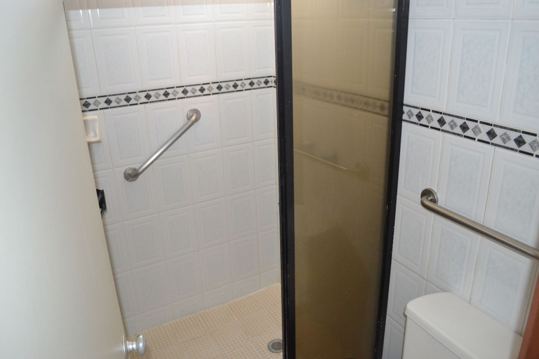 Bathroom 5, Hotel Sands Arenas, Mazatlán