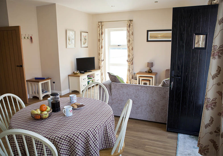 Others 5, Damerons Farm Cottages, Suffolk