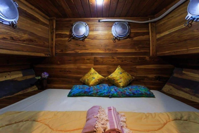 Bedroom 3, Komodo Cruise Boat, West Manggarai