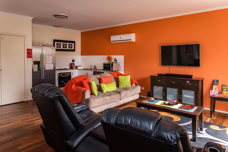 Others 4, McLaren Vale Studio Apartments, Adelaide