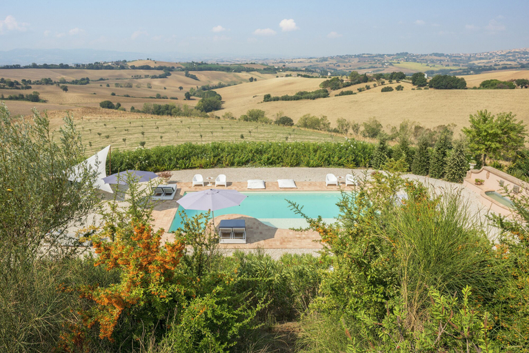 Exterior & Views 2, Relais Il Margarito, Macerata
