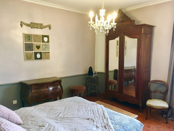 Bedroom 2, Château de Jouques, Bouches-du-Rhône