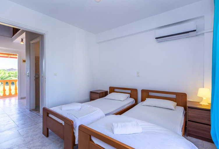 Bedroom 3, Frida Apartments by Checkin, Ionian Islands