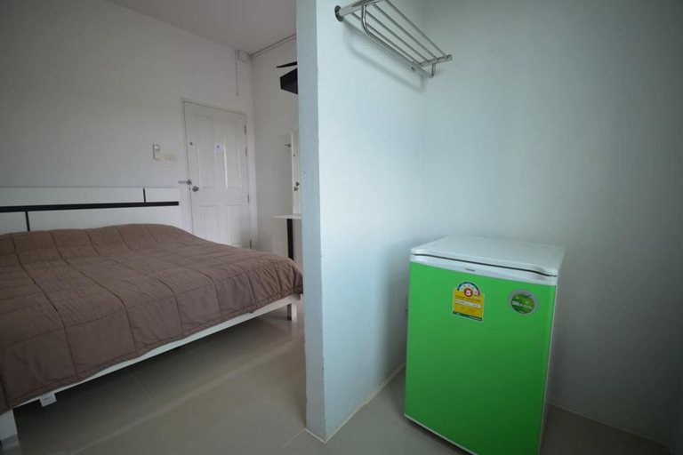Bedroom 5, JC Guesthouse, Phunphin